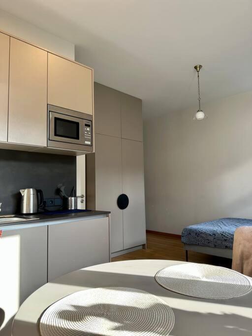 Modern Central Apartment Riga Retreat Exterior foto