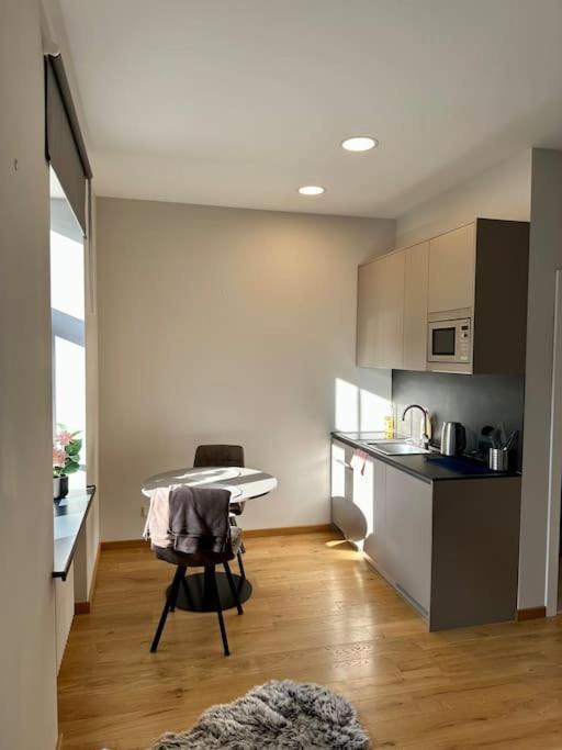 Modern Central Apartment Riga Retreat Exterior foto